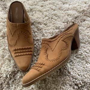 3/$20 Slip On Leather Heeled Mules